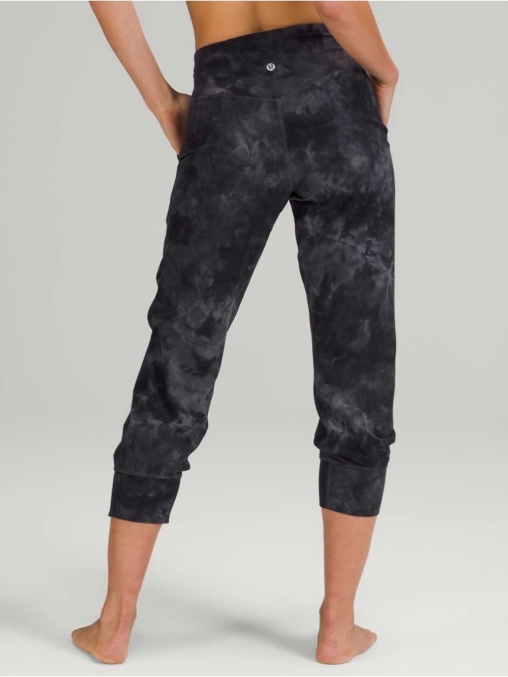 LULULEMON- Align Jogger Crop 23" Diamond Dye Pitch Grey Size 2